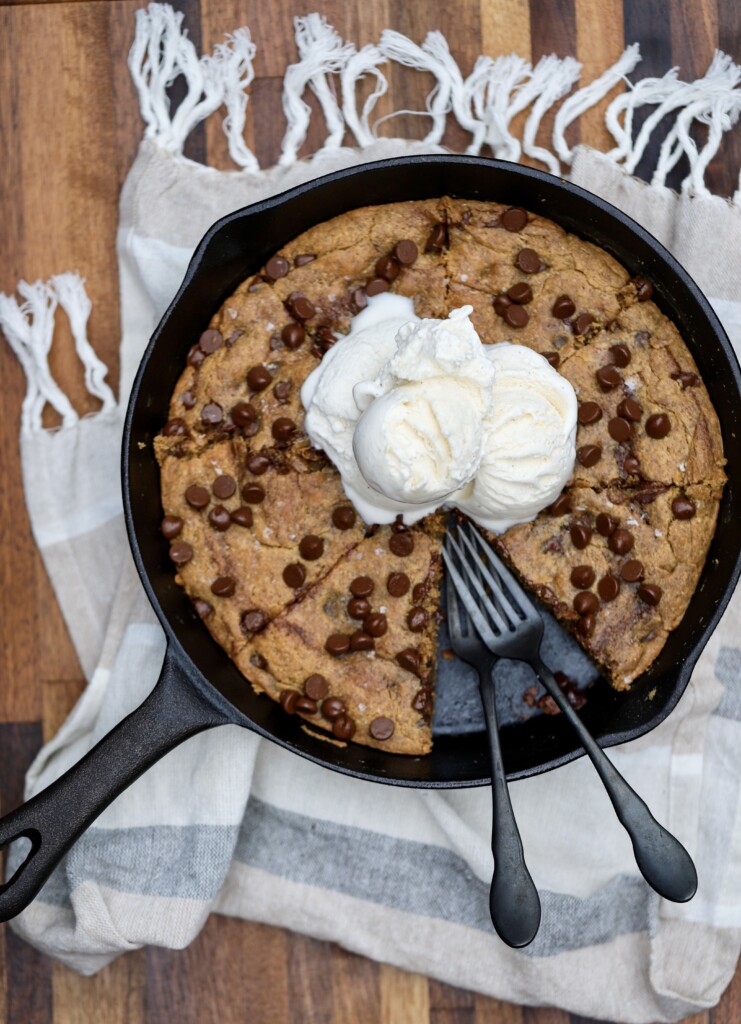 Soft & Crispy: The Ultimate Peanut Butter Skillet Cookie